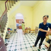 CHO THUÊ NHÀ TRONG NGÕ 170 TAM TRINH, 40M2, 3 TẦNG, 3 NGỦ, 3 WC, 8 TRIỆU - Ở GĐ, NHÓM